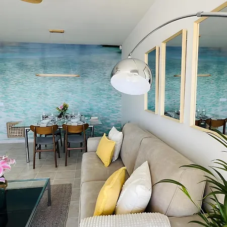 Alanzana Vista Al Mar Y Piscina Reserva Del Higueron Malaga * 베날마데나코스타