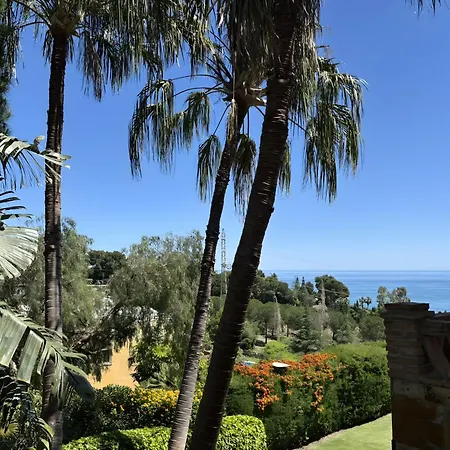 Alanzana Vista Al Mar Y Piscina Reserva Del Higueron Malaga 아파트 베날마데나코스타