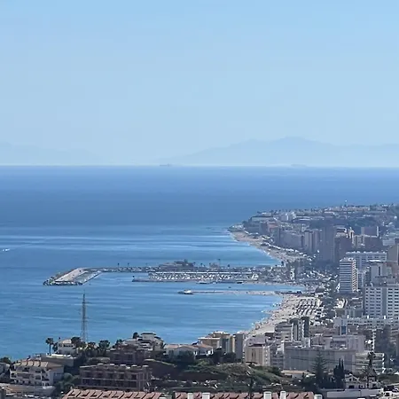 Alanzana Vista Al Mar Y Piscina Reserva Del Higueron Malaga 아파트 베날마데나코스타
